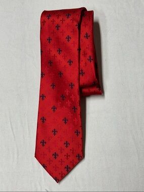 Red Fleur-de-Lis Men's Tie